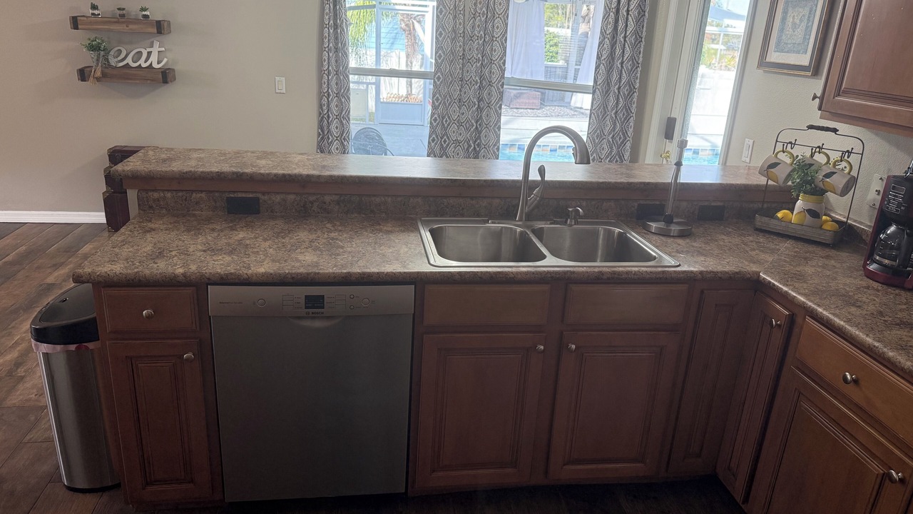 Photo of Kitchen in Cypress Gardens