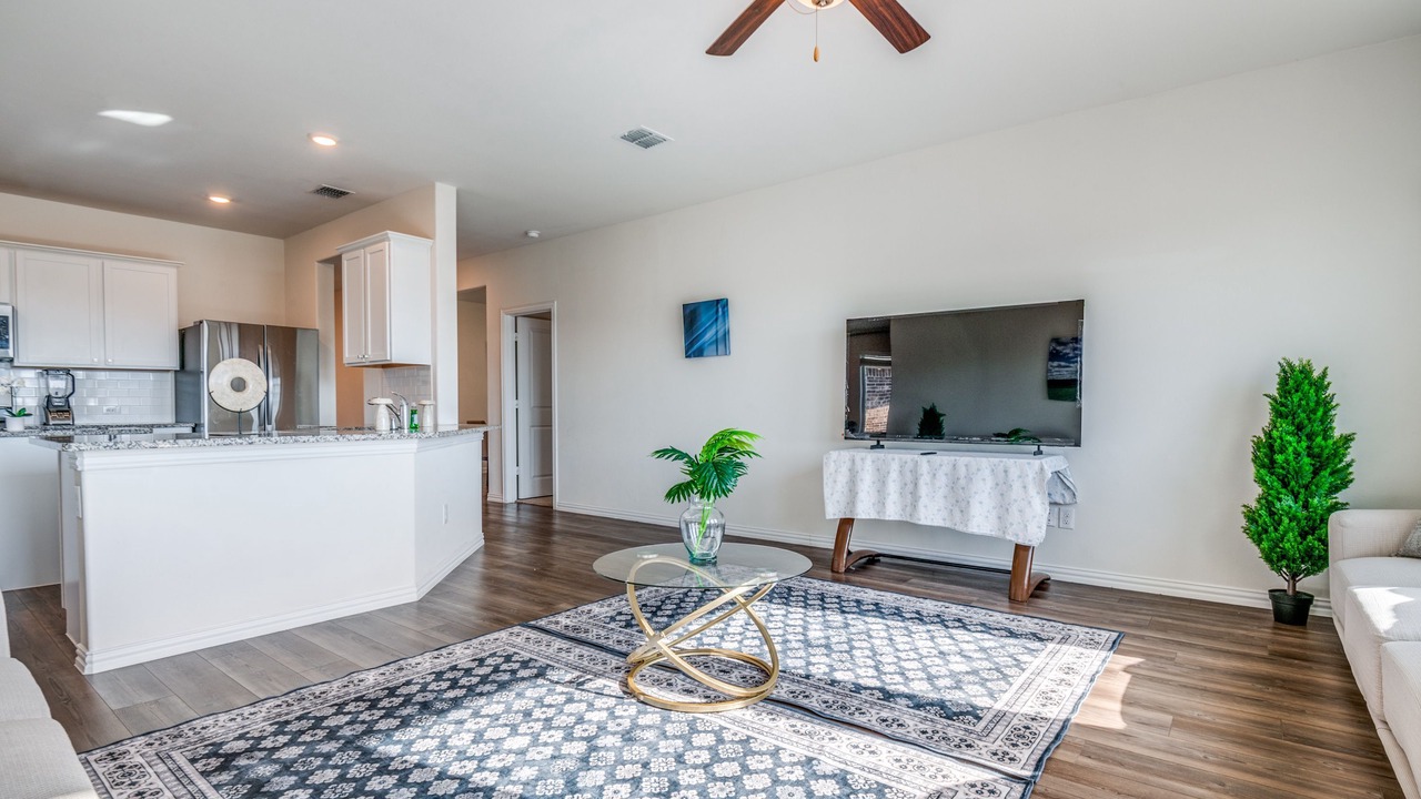 Photo of Livingroom in Forney