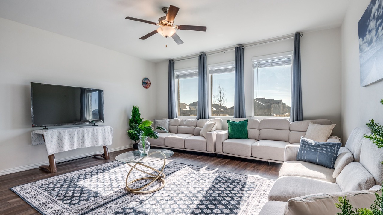 Photo of Livingroom in Forney