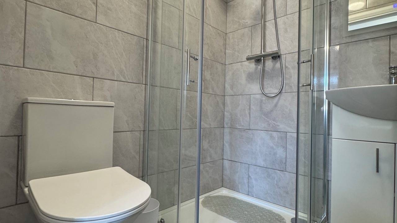 Photo of Bathroom in Wallington North