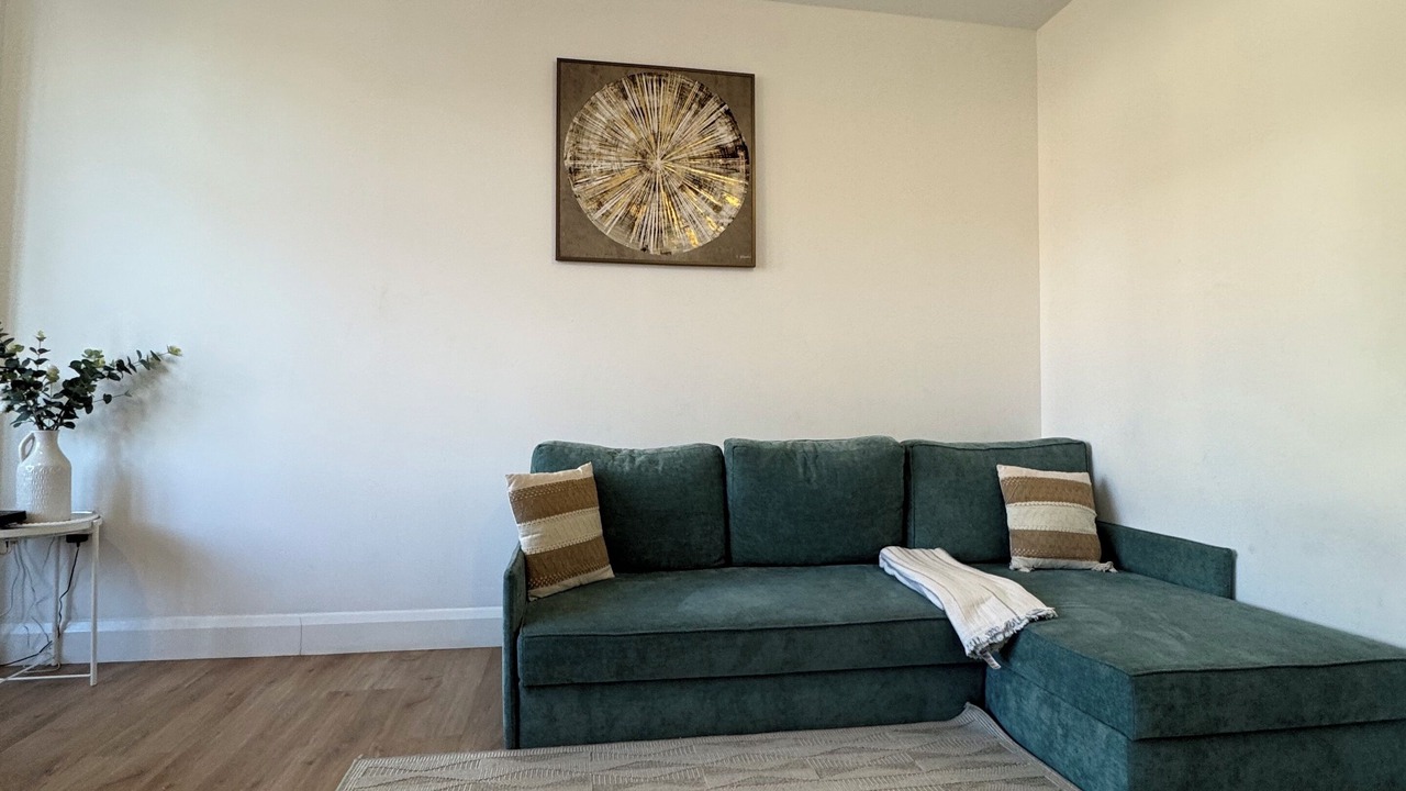 Photo of Livingroom in Wallington North