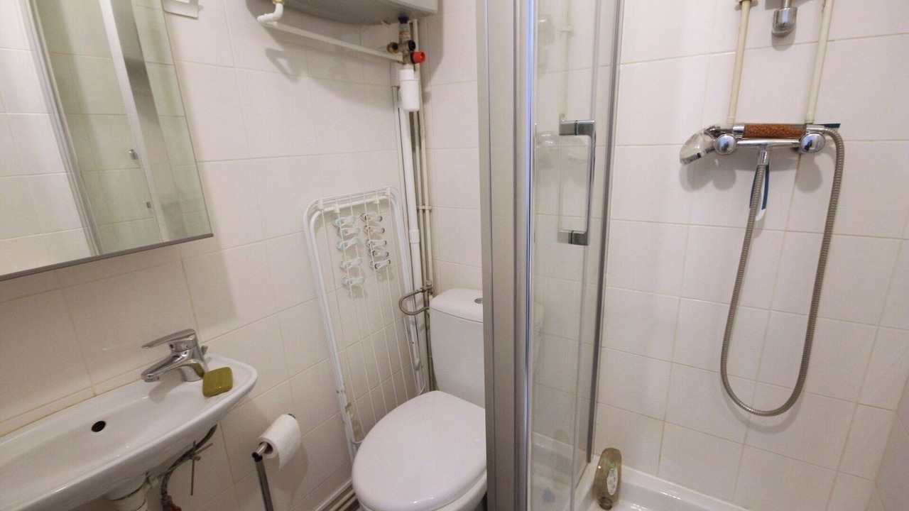 Photo of Bathroom in Clignancourt
