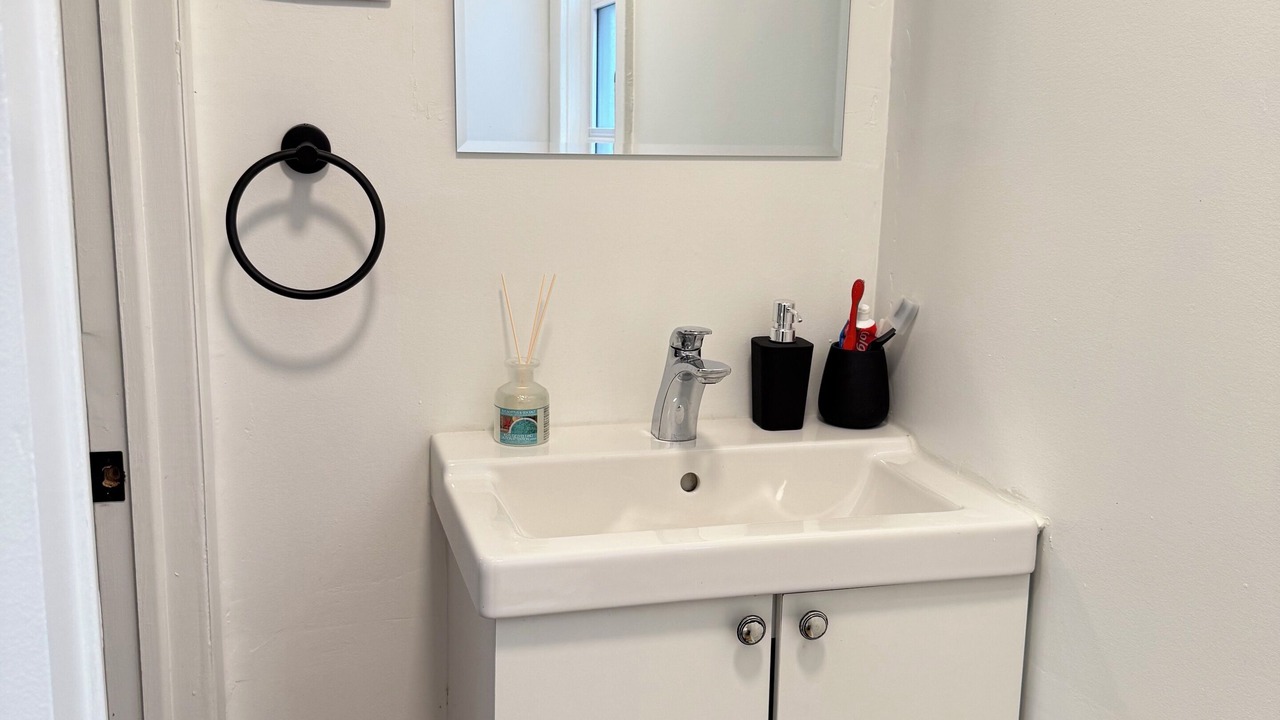 Photo of Bathroom in Niagara Falls