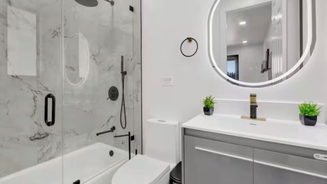 Photo of Bathroom in Ludlam
