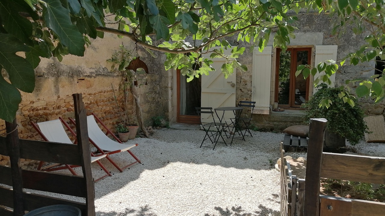 Photo of Patio Balcony in Gallician