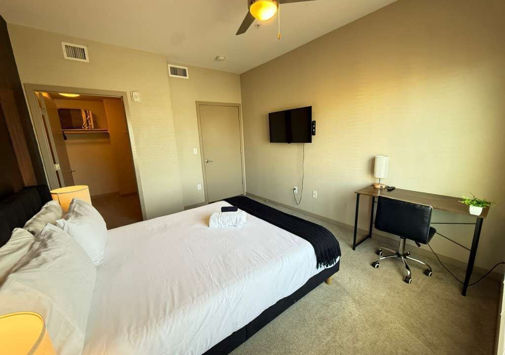Photo of Bedroom in Evans Churchill