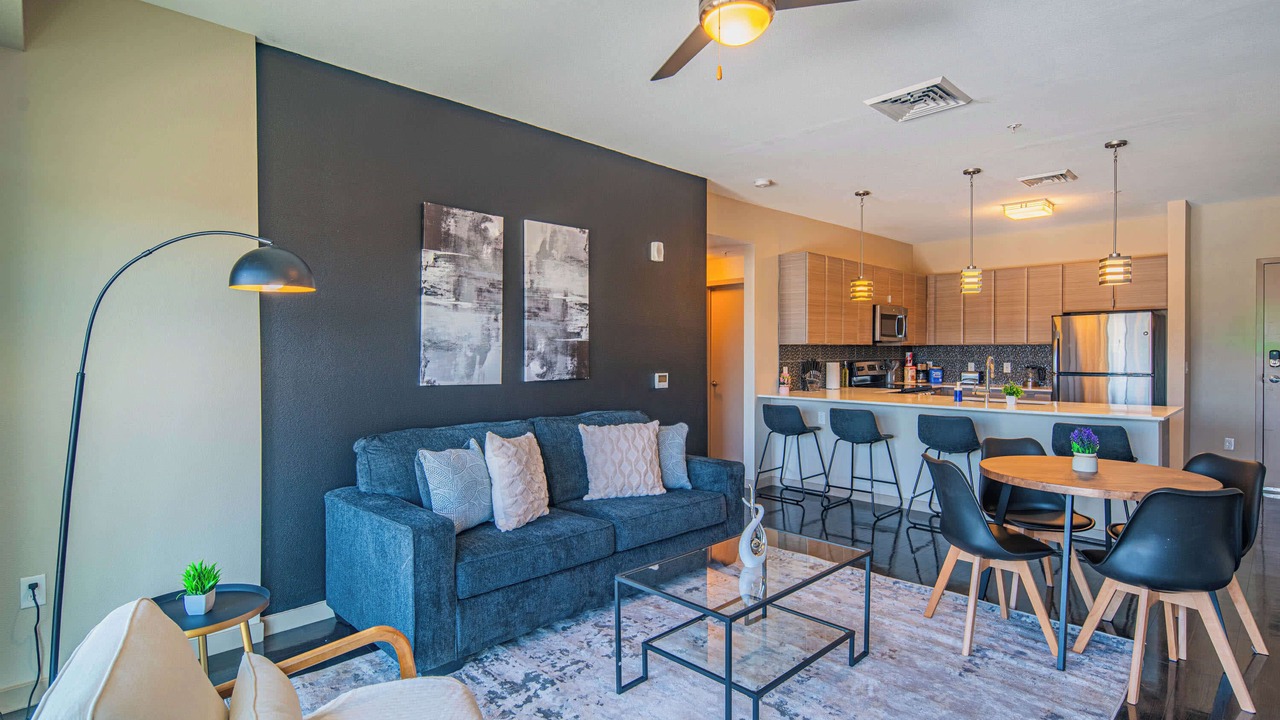 Photo of Livingroom in Evans Churchill