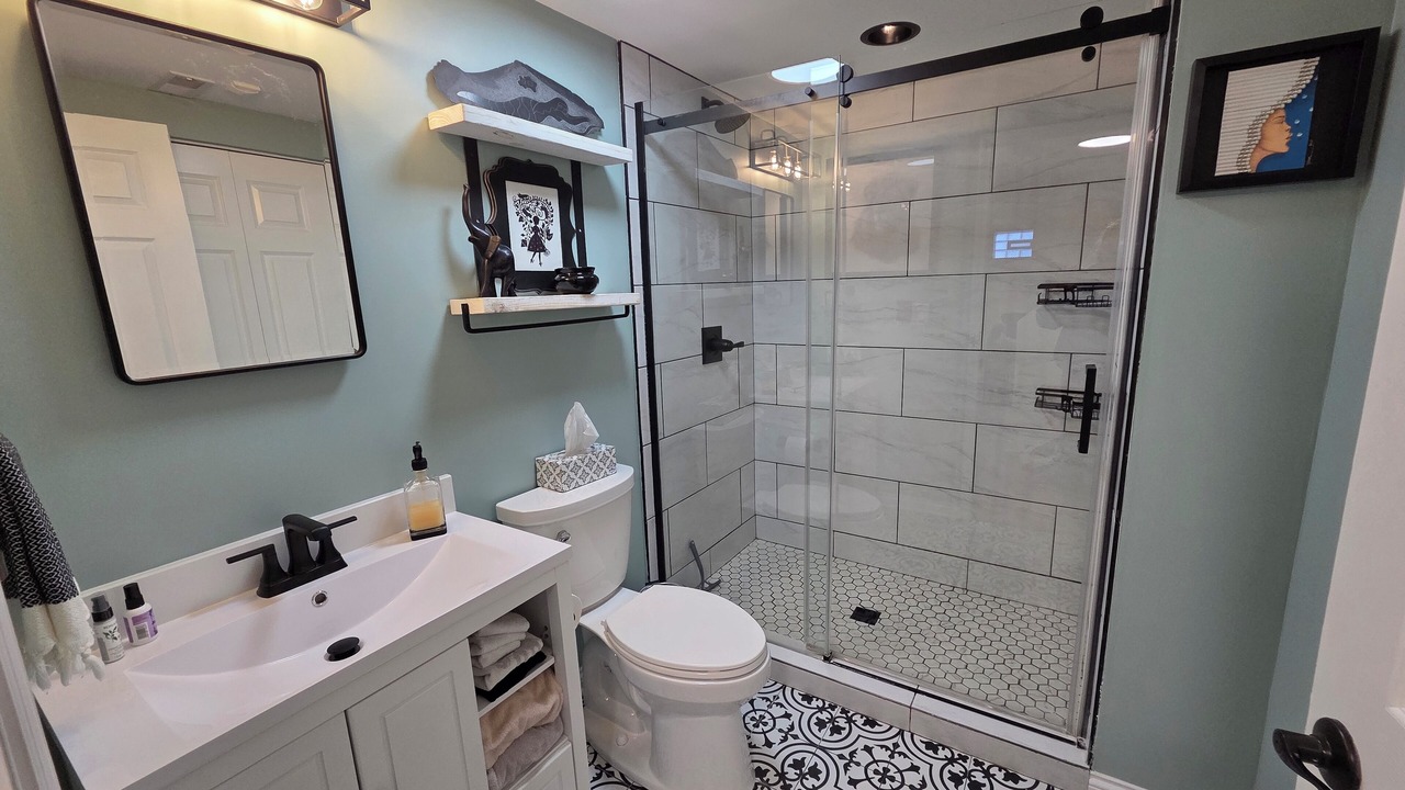 Photo of Bathroom in Norwood Park West