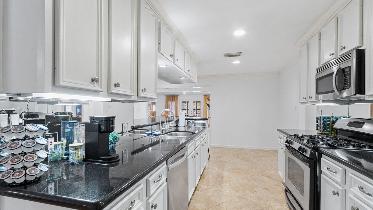 Photo of Kitchen in Braeswood Place