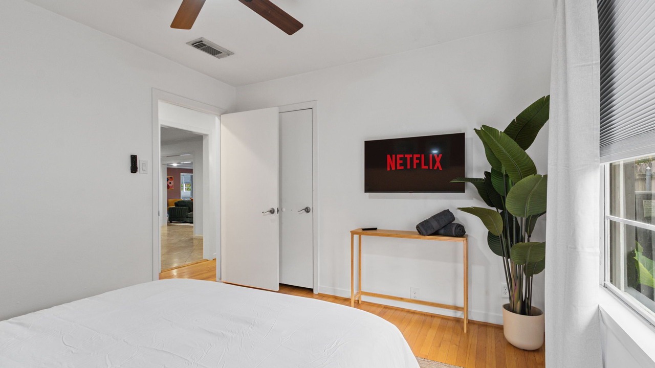 Photo of Bedroom in Braeswood Place