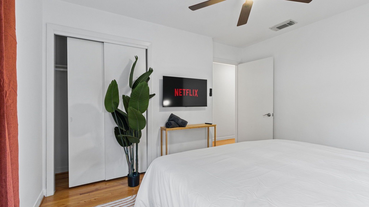 Photo of Bedroom in Braeswood Place