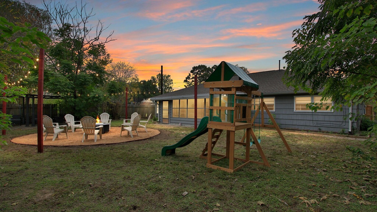 Photo of Others in Braeswood Place