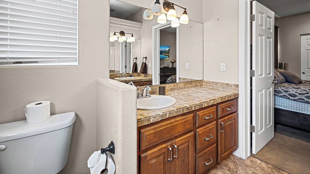 Photo of Bathroom in Moovalya Keys