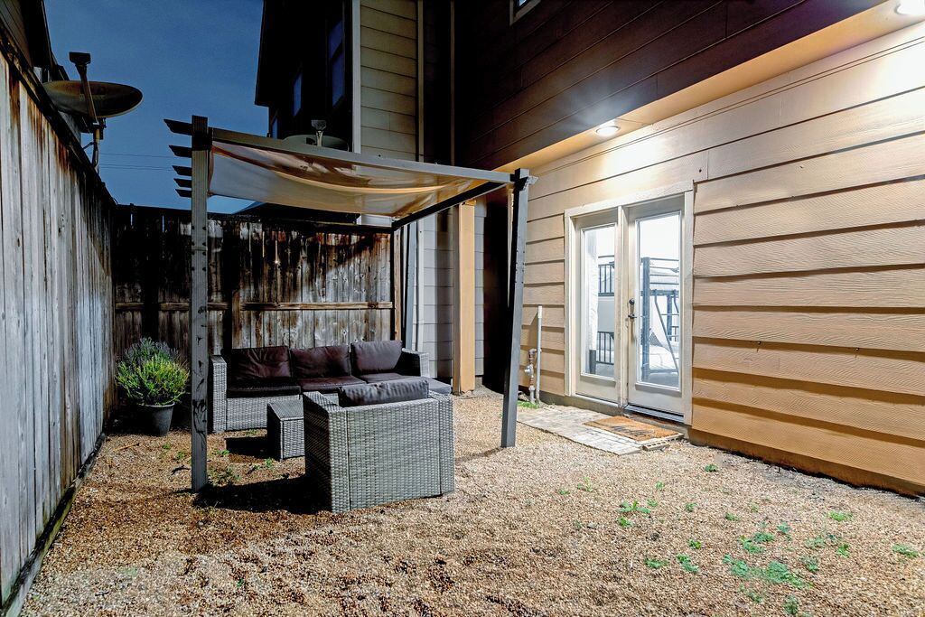 Photo of Patio Balcony in Woodlake - Briar Meadow
