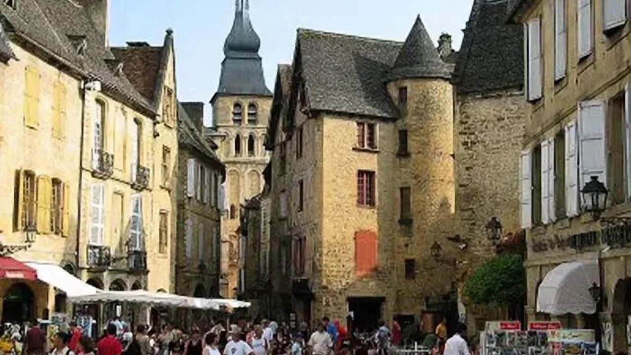 Photo of Others in Bigaroque