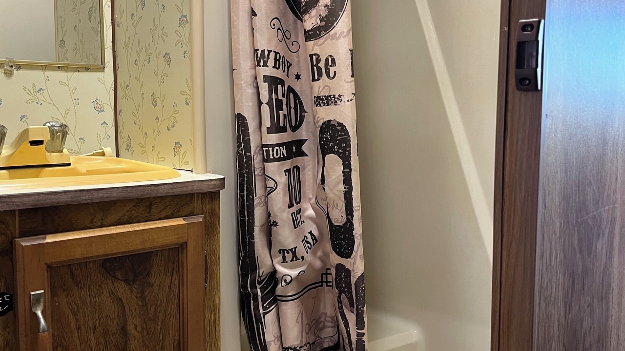Photo of Bathroom in Sweetwater