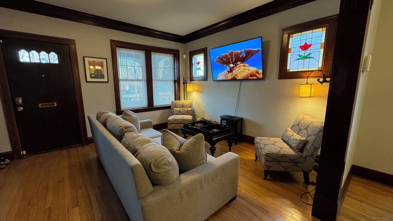 Photo of Livingroom in Berwyn