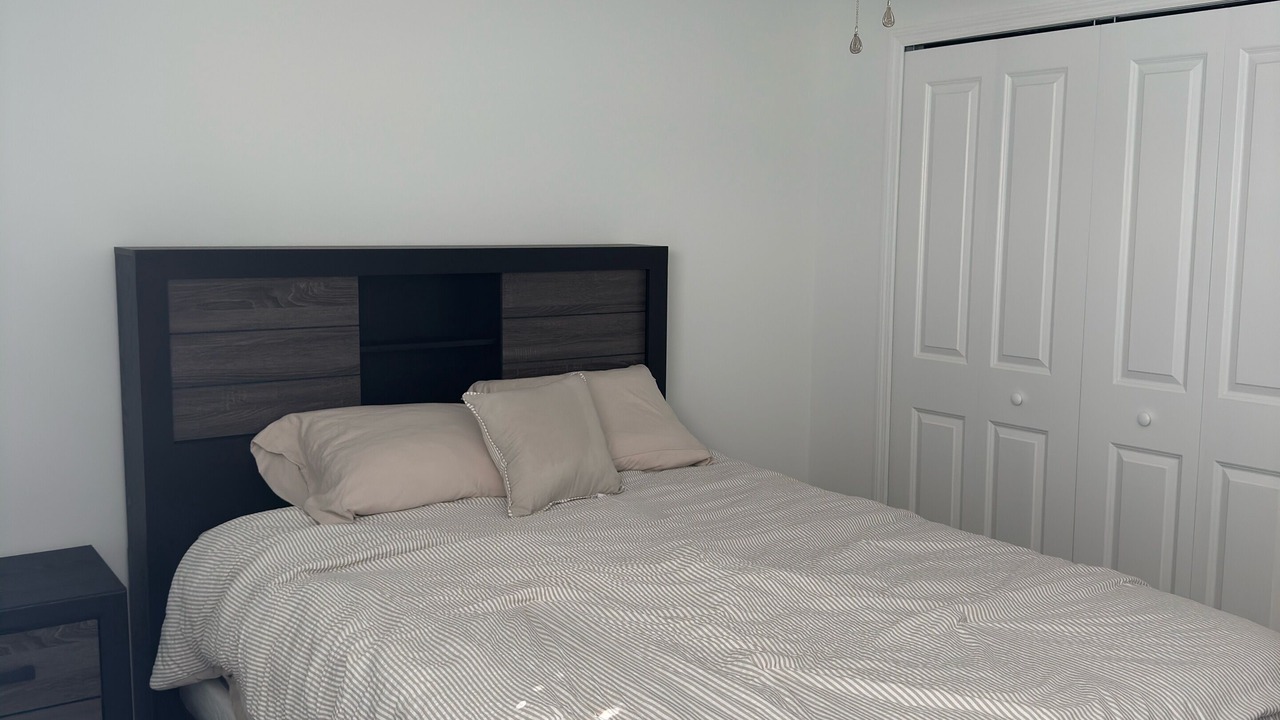Photo of Bedroom in Sabal Springs
