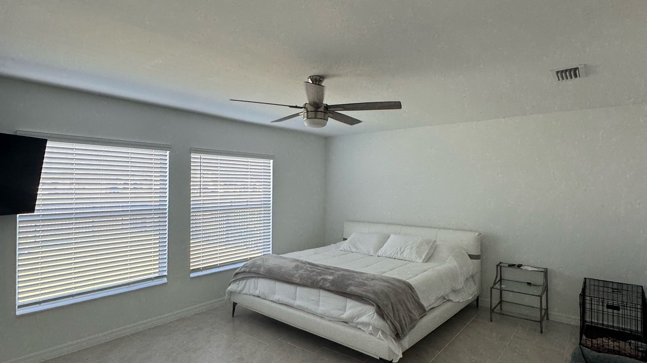 Photo of Bedroom in Sabal Springs
