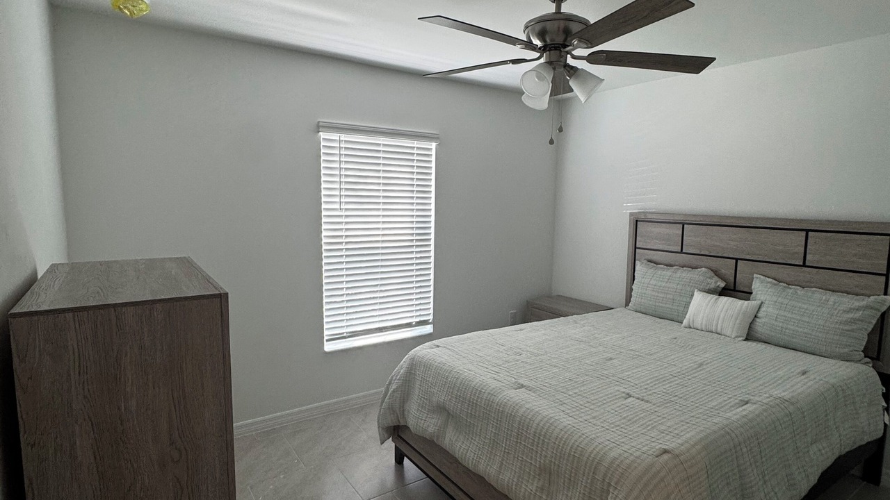 Photo of Bedroom in Sabal Springs