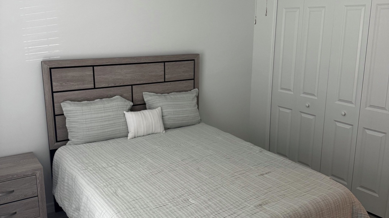 Photo of Bedroom in Sabal Springs