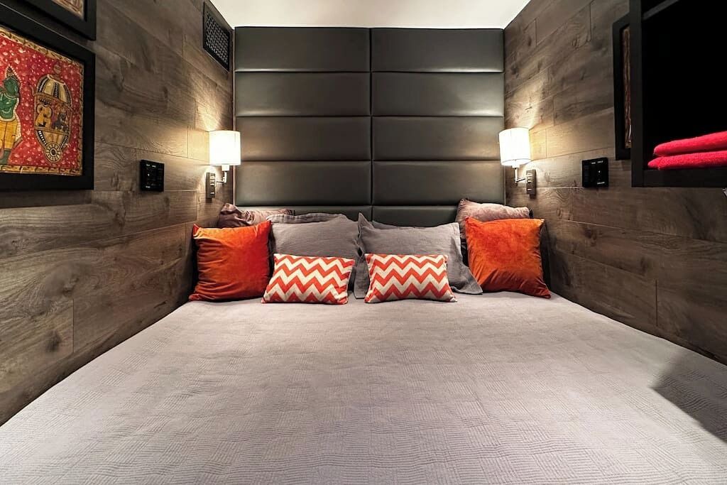 Photo of Bedroom in Hollywood Hills West