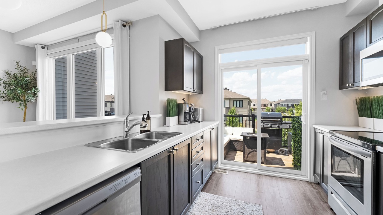 Photo of Kitchen in Ottawa Division