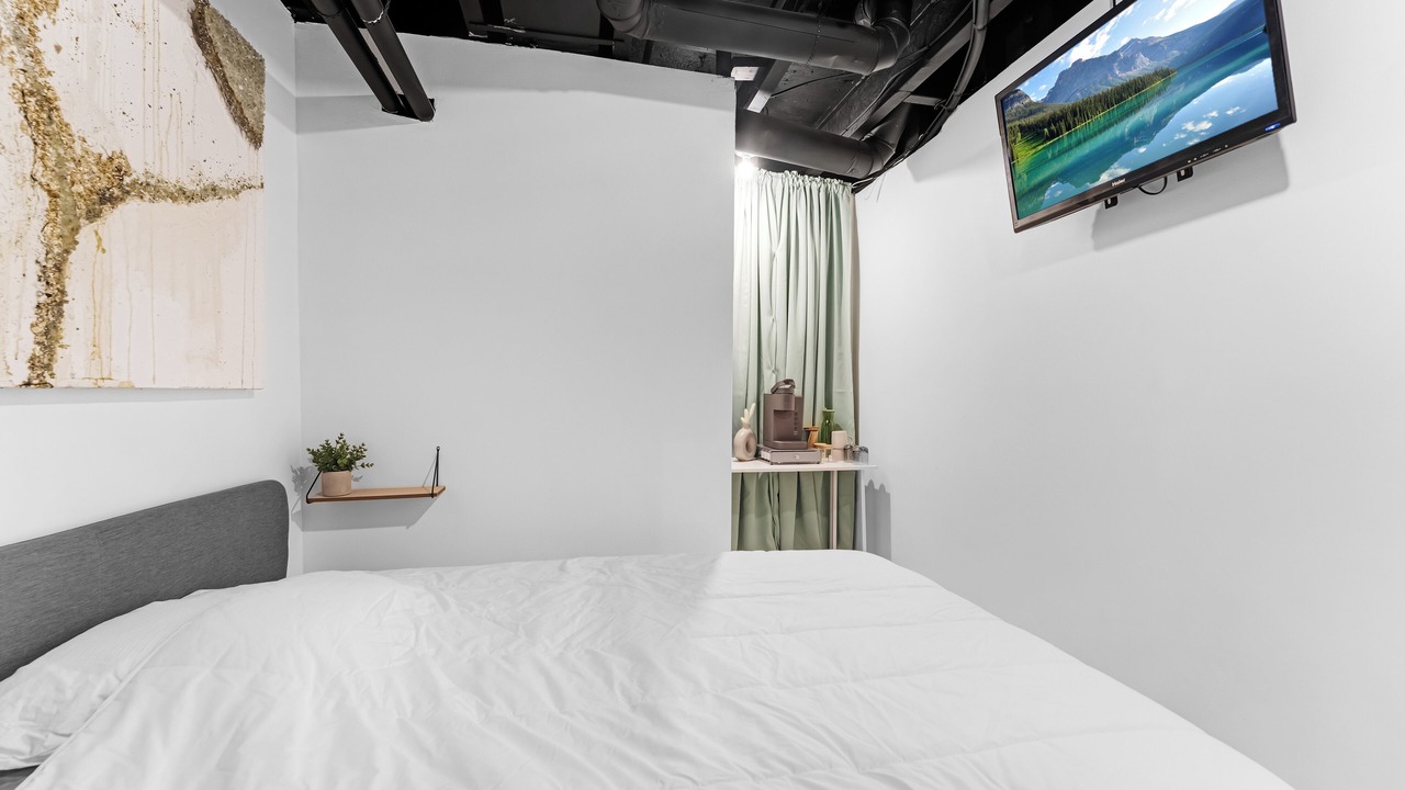 Photo of Bedroom in Ottawa Division