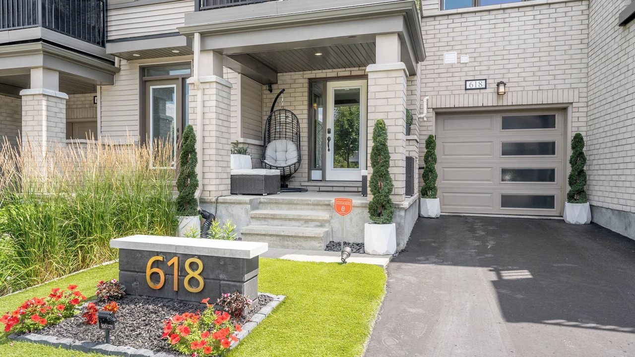 Photo of Outdoor in Ottawa Division