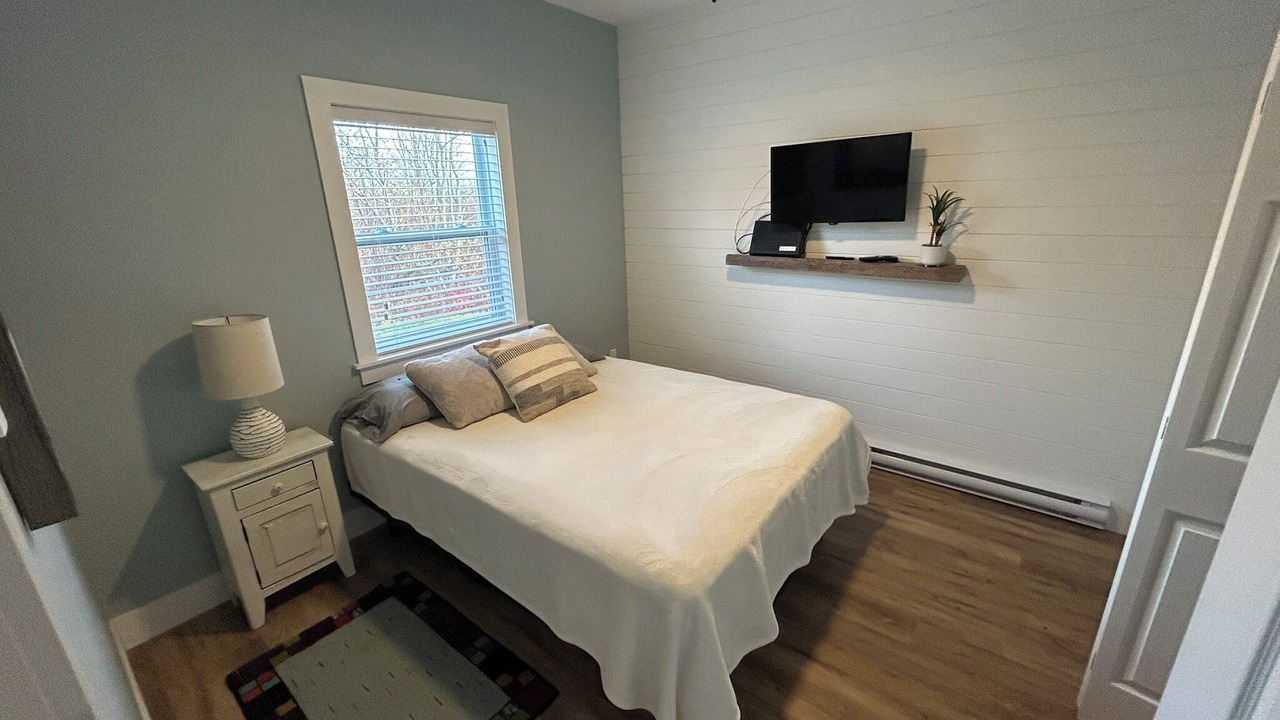 Photo of Bedroom in Points East