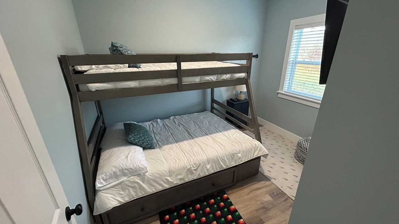 Photo of Bedroom in Points East