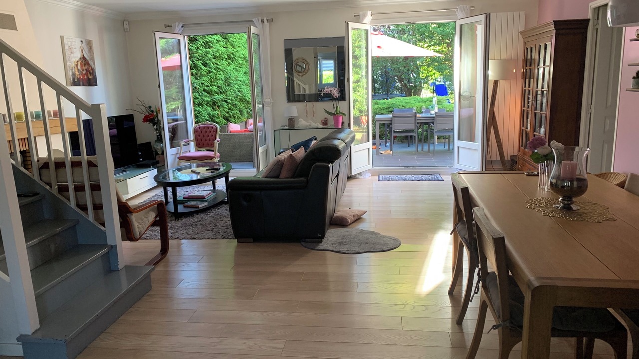 Photo of Livingroom in Lesigny