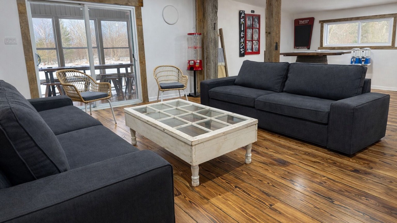 Photo of Livingroom in Tay Valley
