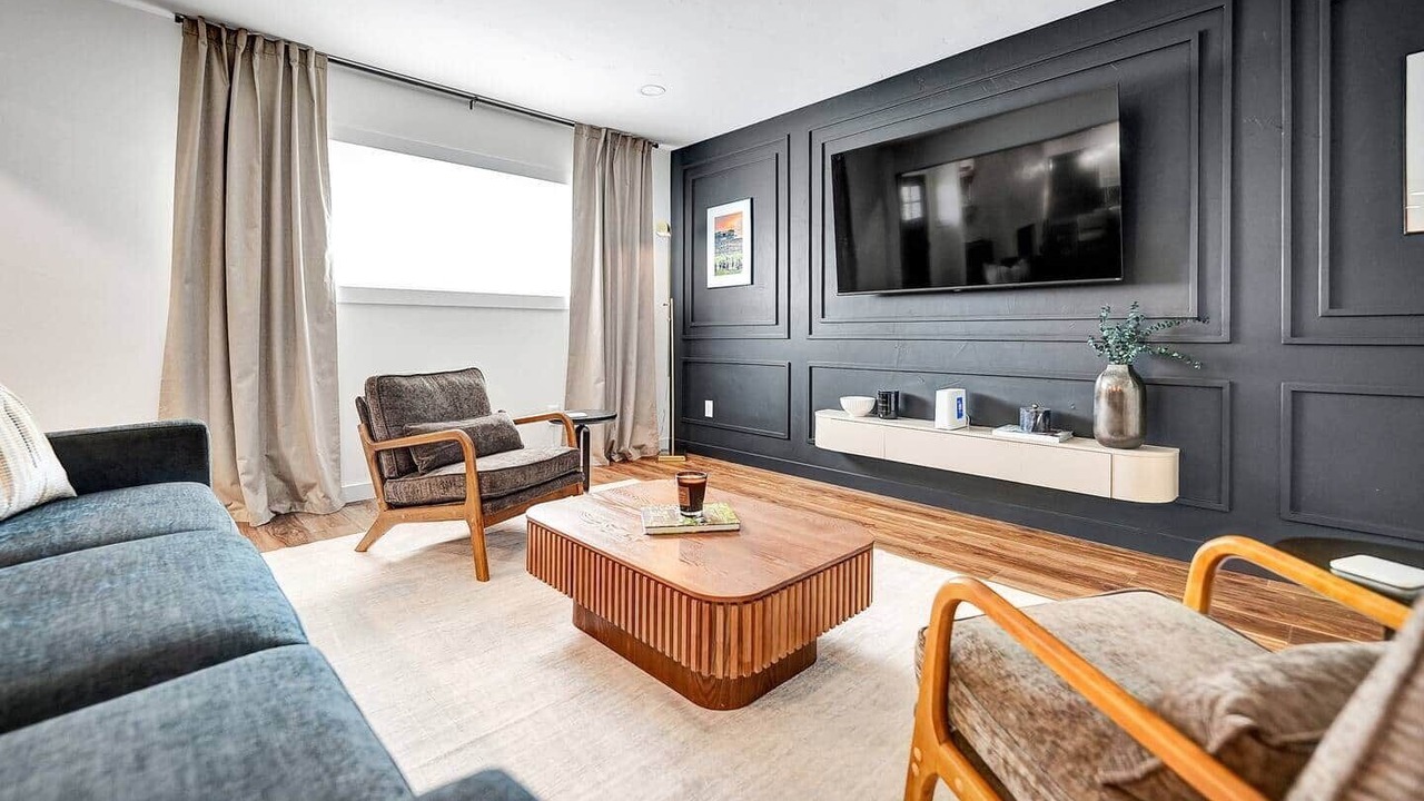 Photo of Livingroom in Midland