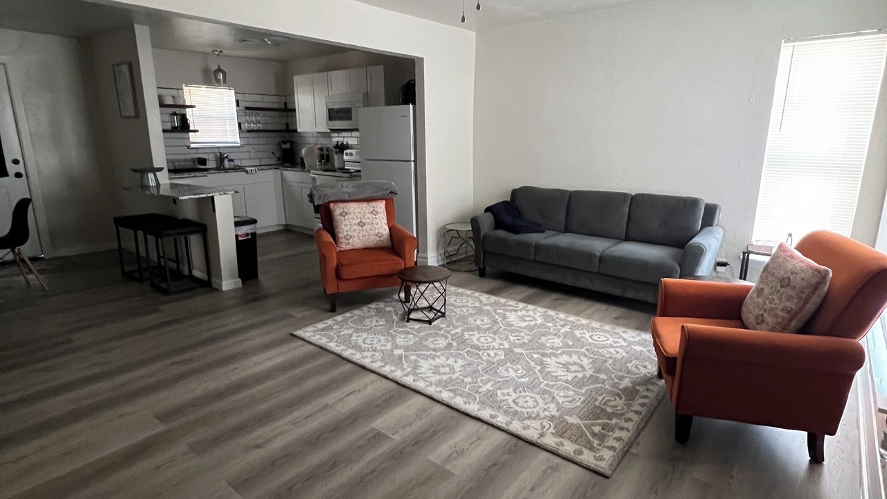 Photo of Livingroom in Lawton