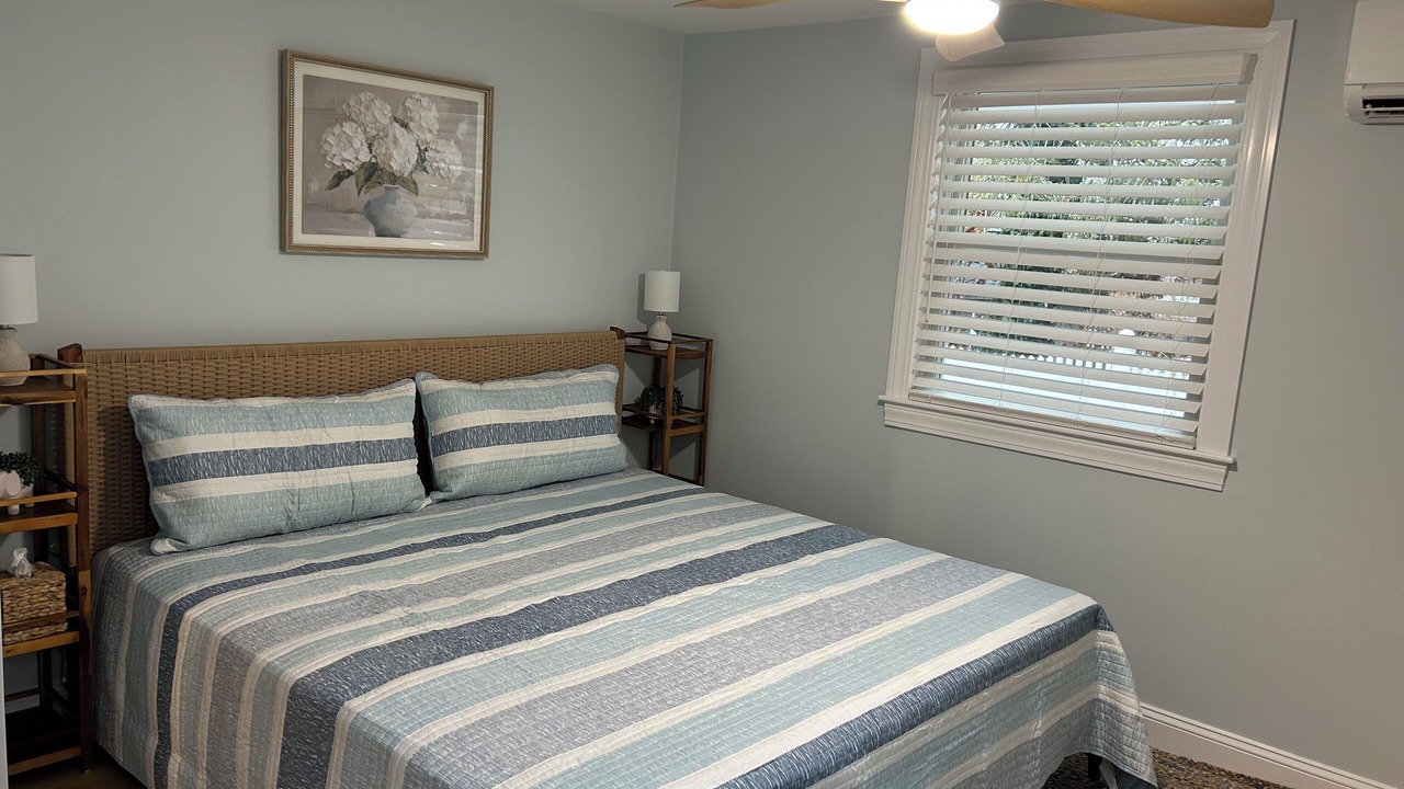 Photo of Bedroom in Jamestown Shores