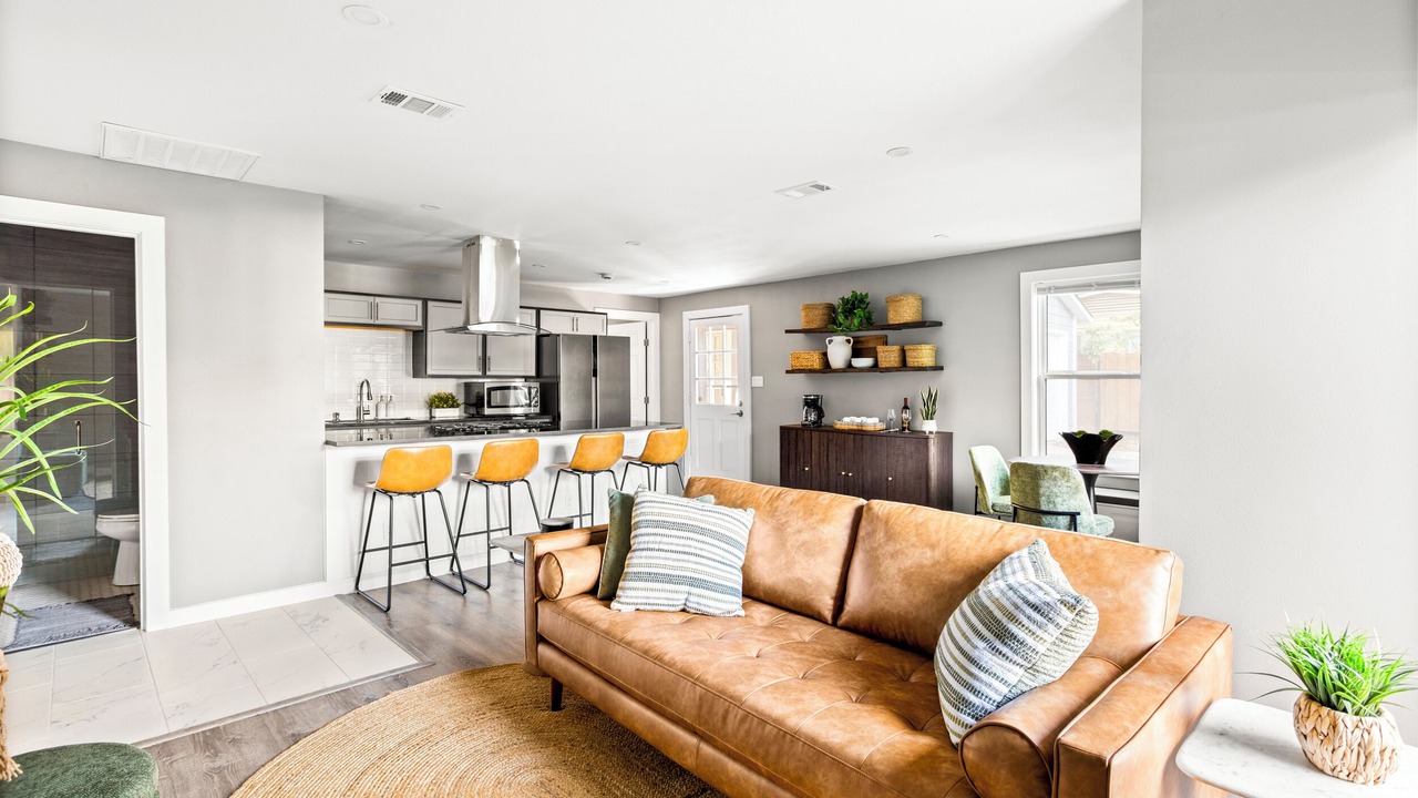 Photo of Livingroom in Lancaster