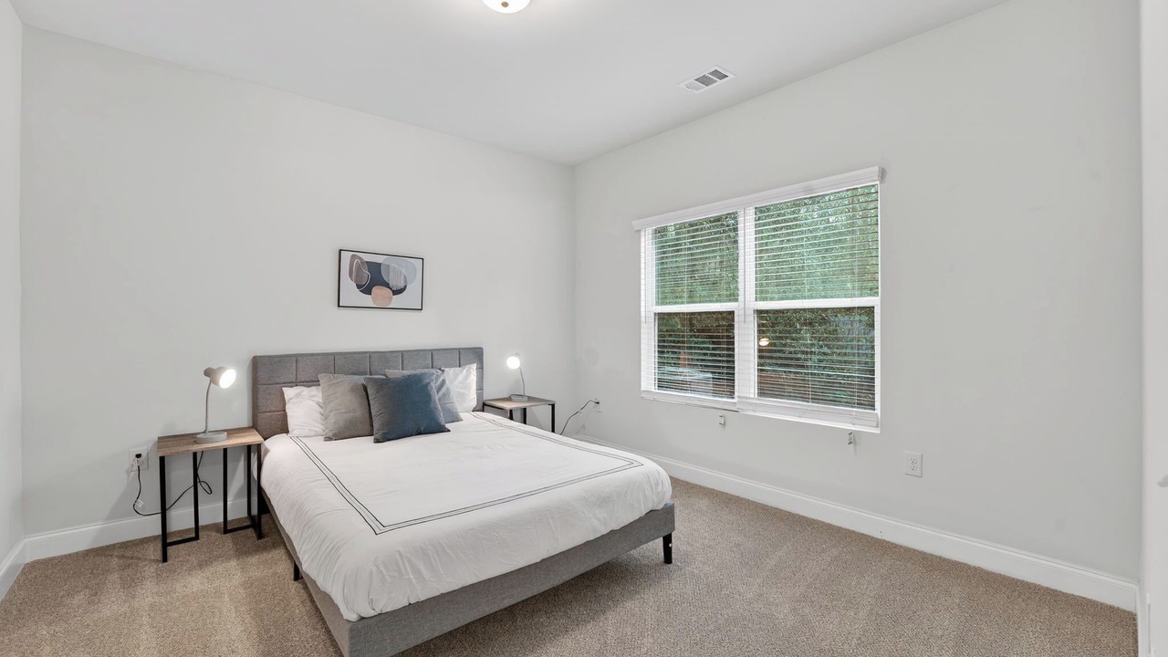 Photo of Bedroom in Savannah