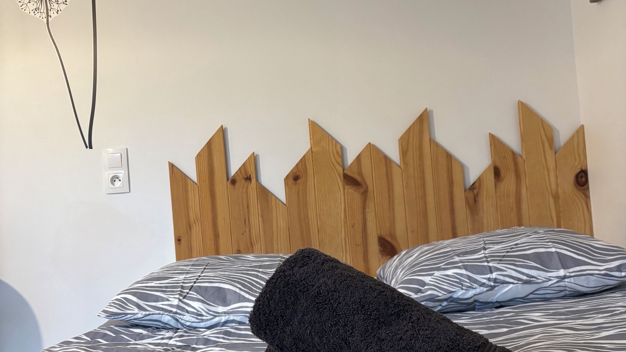 Photo of Bedroom in Cerans-Foulletourte