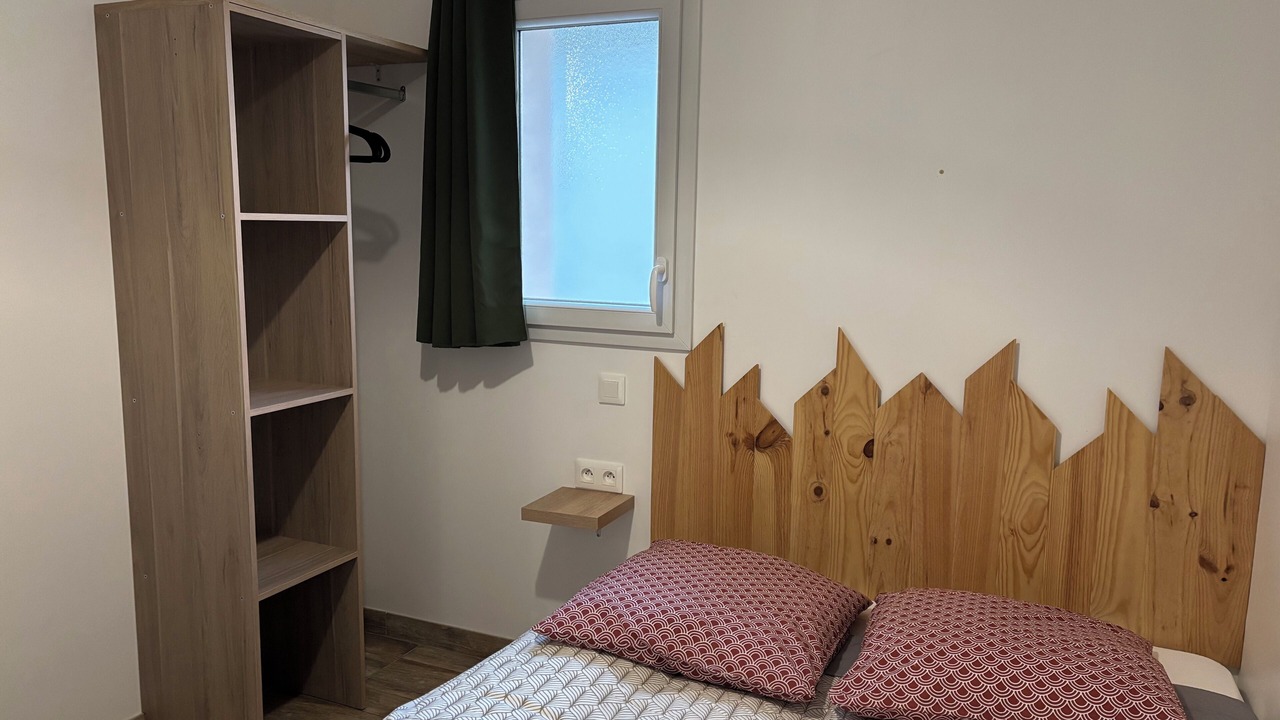 Photo of Bedroom in Cerans-Foulletourte