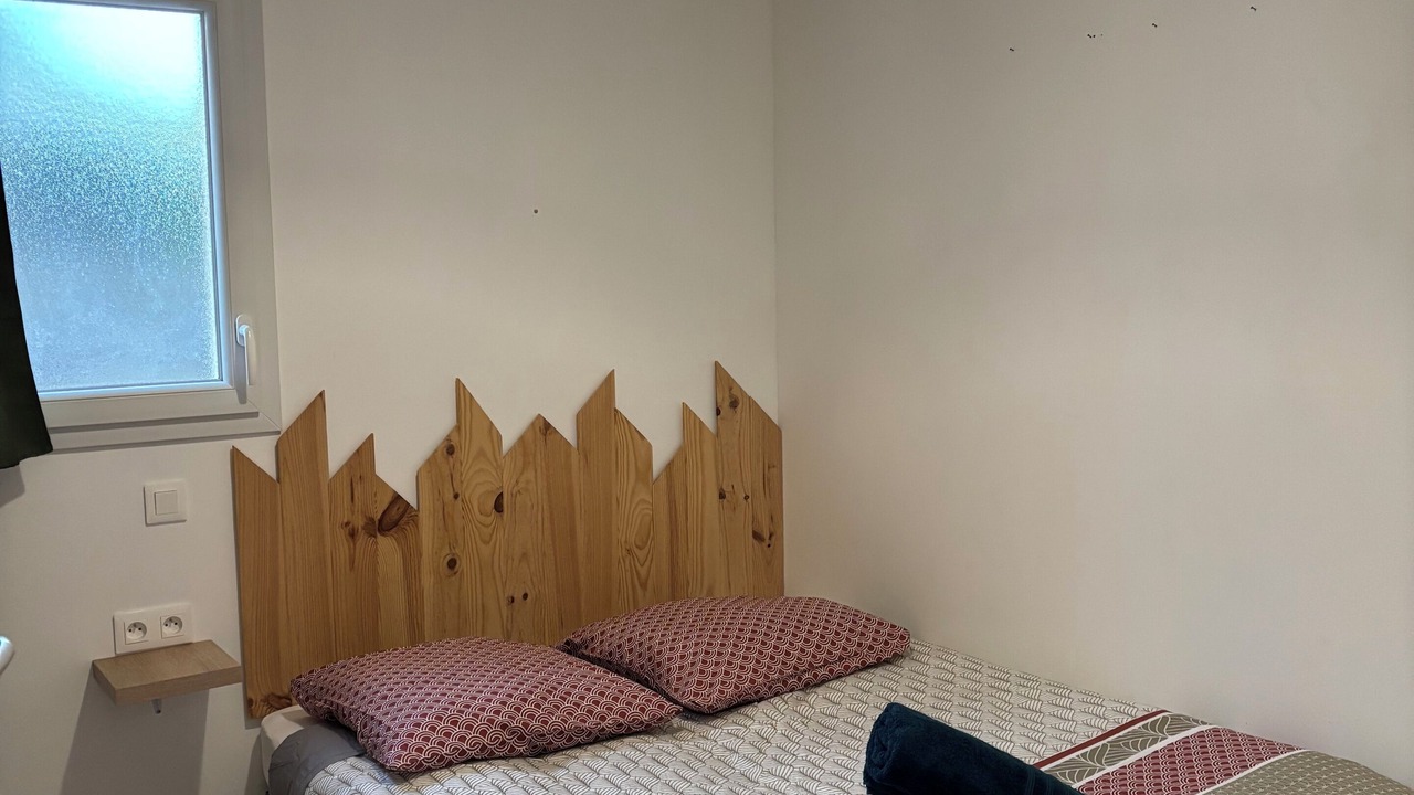 Photo of Bedroom in Cerans-Foulletourte