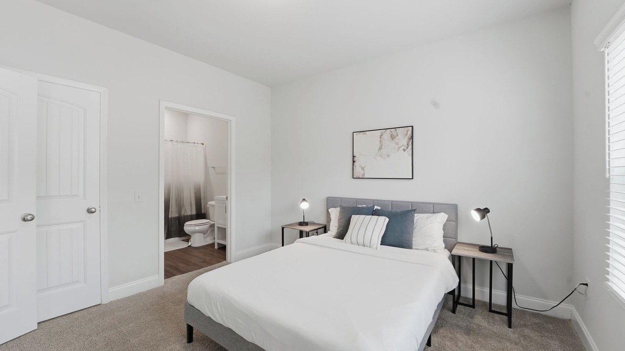 Photo of Bedroom in Savannah