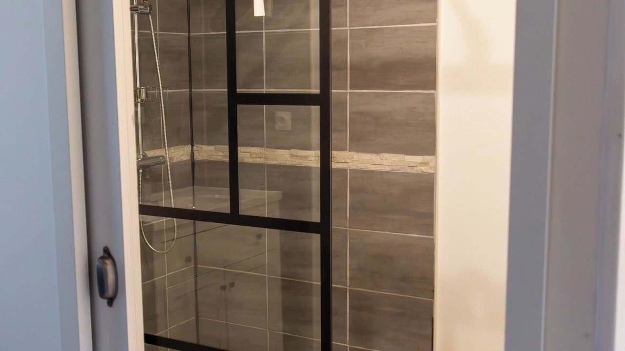 Photo of Bathroom in Saint-Herblain