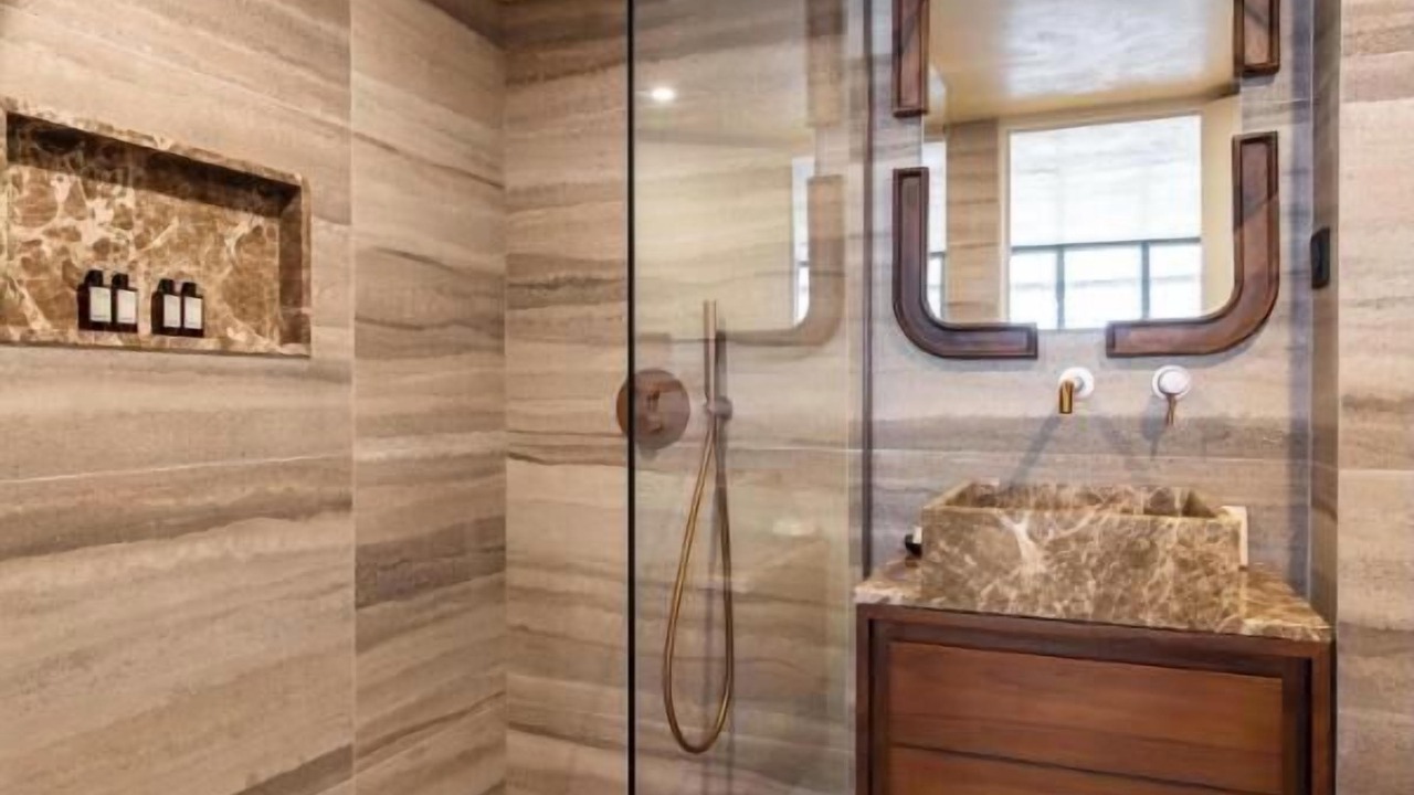 Photo of Bathroom in Notre-Dame-des-Champs