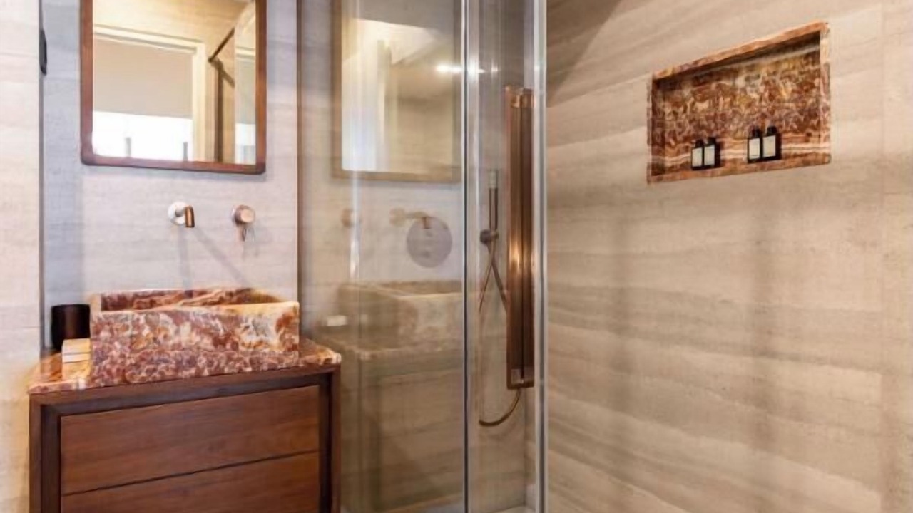 Photo of Bathroom in Notre-Dame-des-Champs
