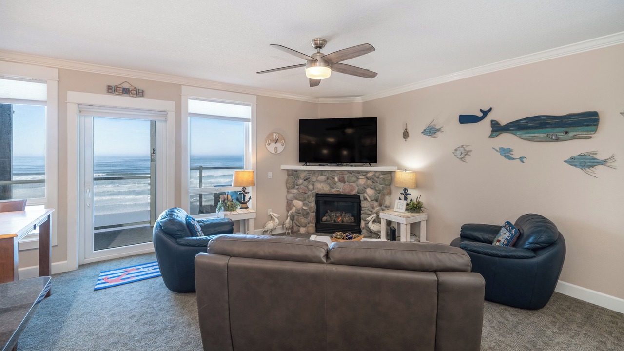 Photo of Livingroom in Lincoln City