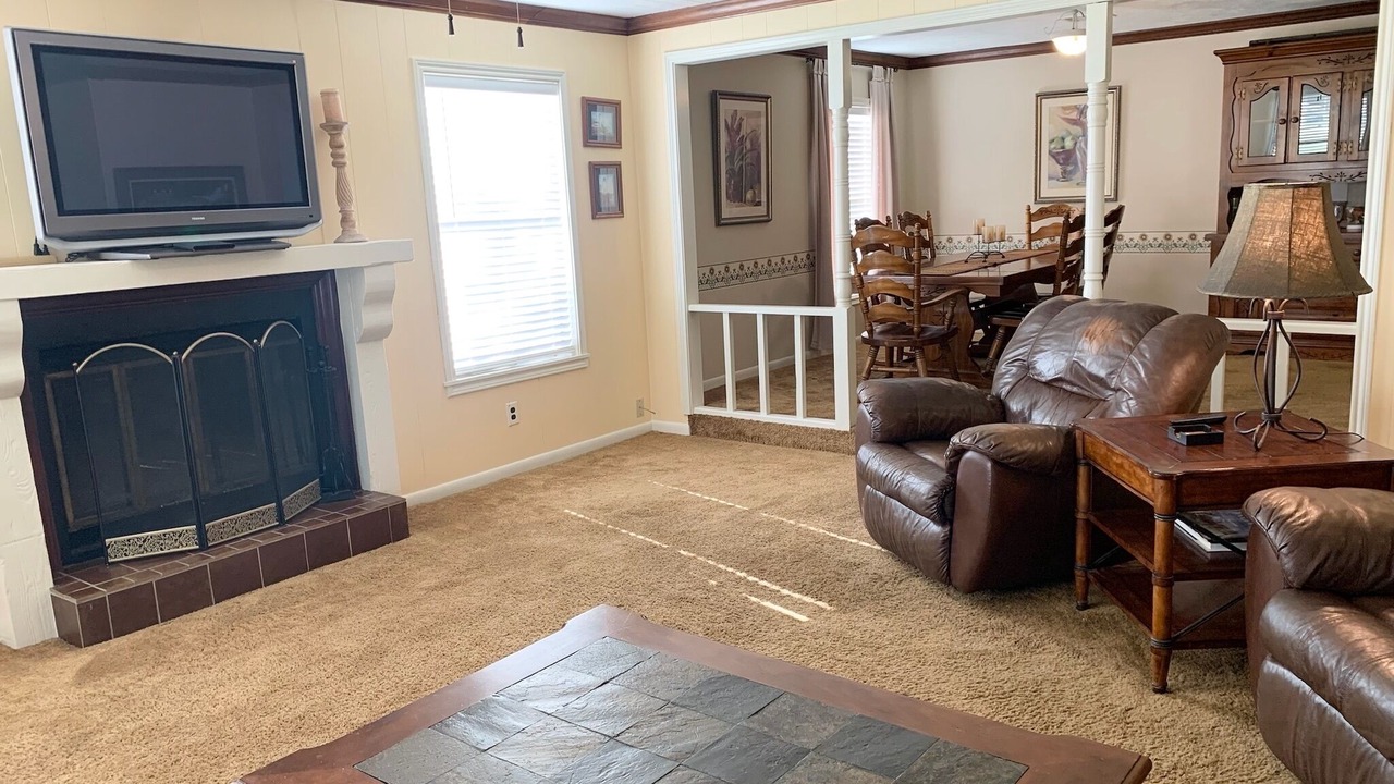 Photo of Livingroom in Sulphur