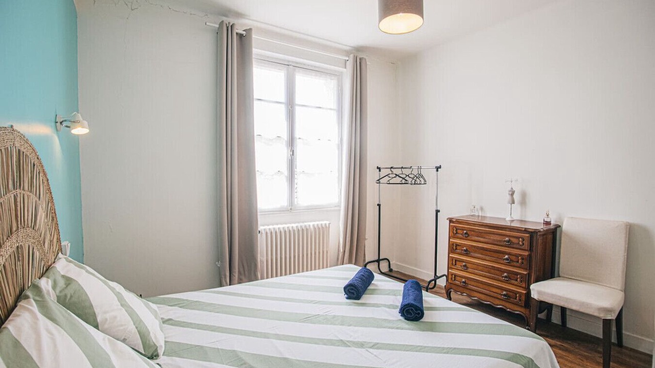 Photo of Bedroom in Cahors