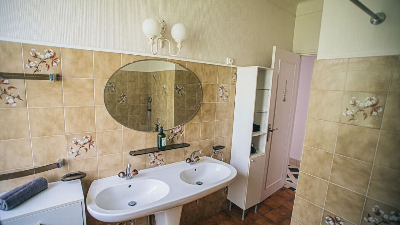 Photo of Bathroom in Cahors