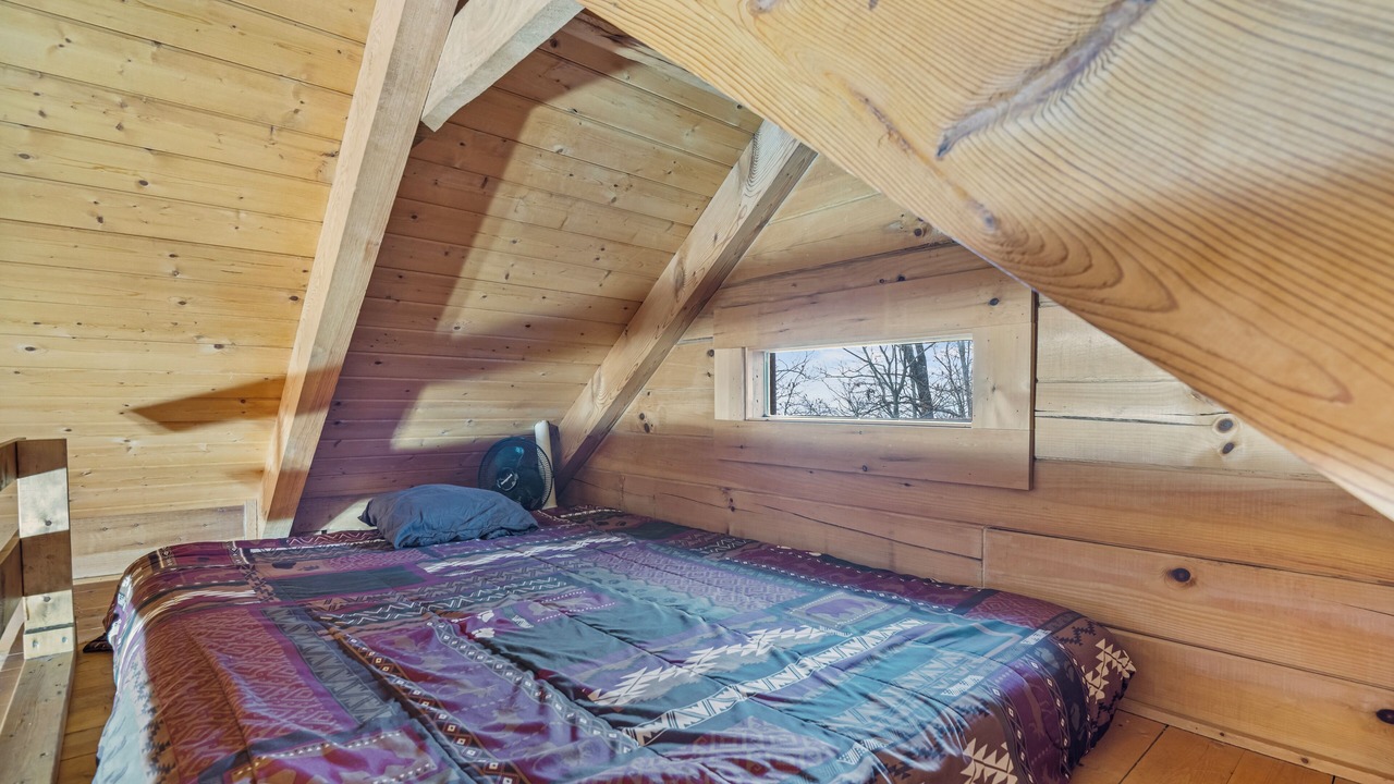 Photo of Bedroom in Lupton City